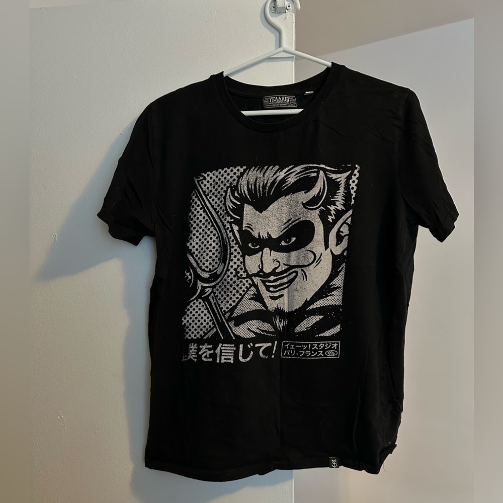 Yeaaah studio! Black tee - men’s M